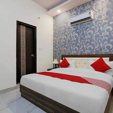 Hotel O Sangeet Фаридабад Екстериор снимка
