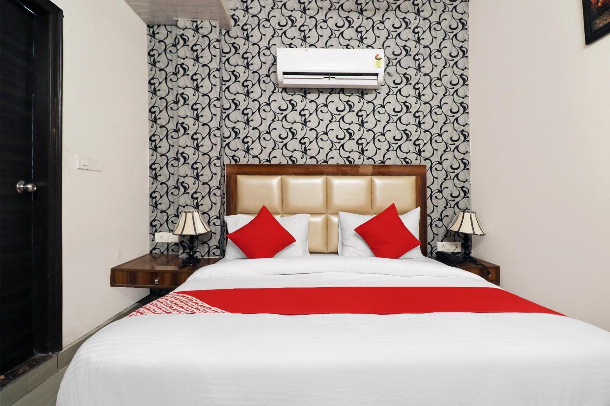 Hotel O Sangeet Фаридабад Екстериор снимка