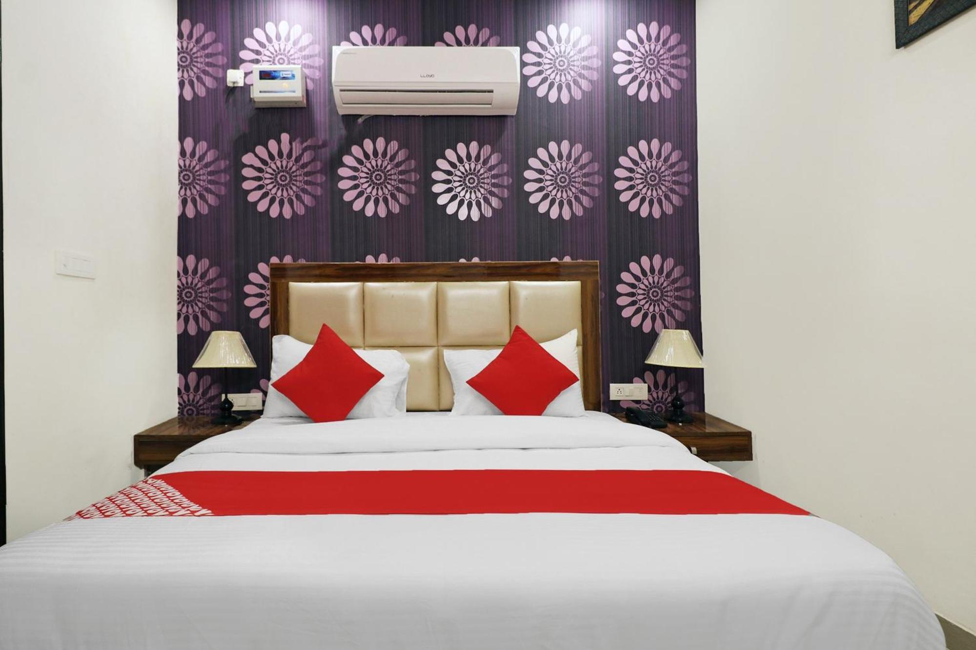 Hotel O Sangeet Фаридабад Екстериор снимка