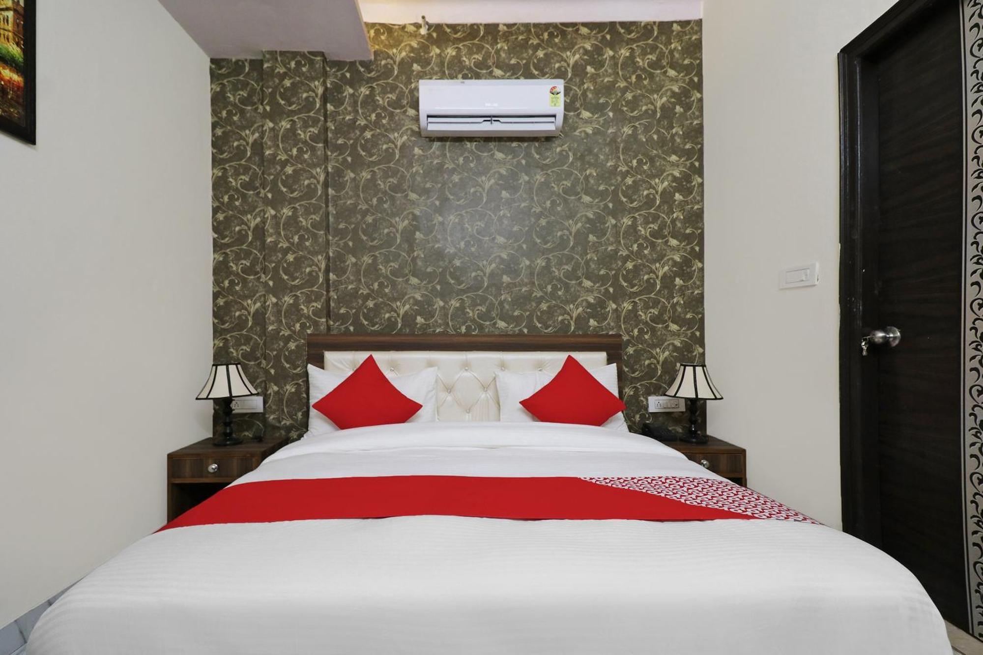 Hotel O Sangeet Фаридабад Екстериор снимка
